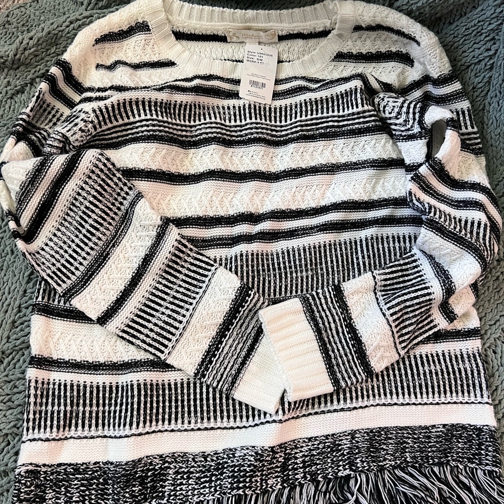 NWT Susanne Betro Weeknd Sweater